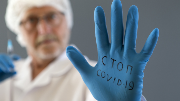 Учёные выяснили два преимущества вакцинированных от COVID-19