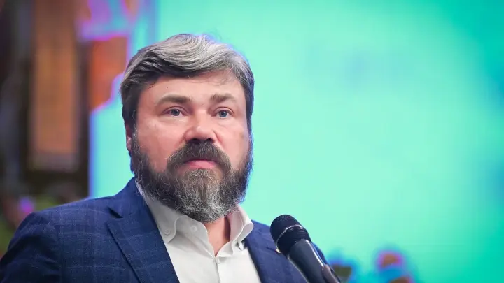 Малофеев не остался в стороне от беды. Спасены русские семьи: Жизнь изменилась кардинально