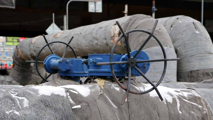 В Новосибирске не закончили в срок ремонт теплотрассы в Ленинском районе