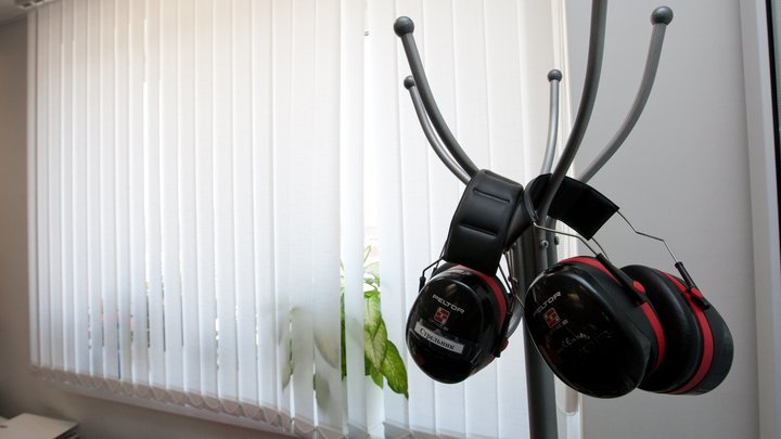 Для комфорта всех пассажиров: В минтрансе объяснили, как слушать музыку в метро