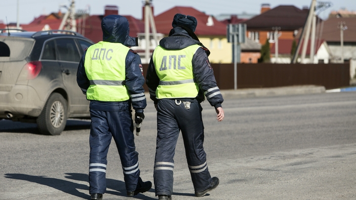 В Ростове инспектор ГИБДД попался на оформлении фальшивого ДТП