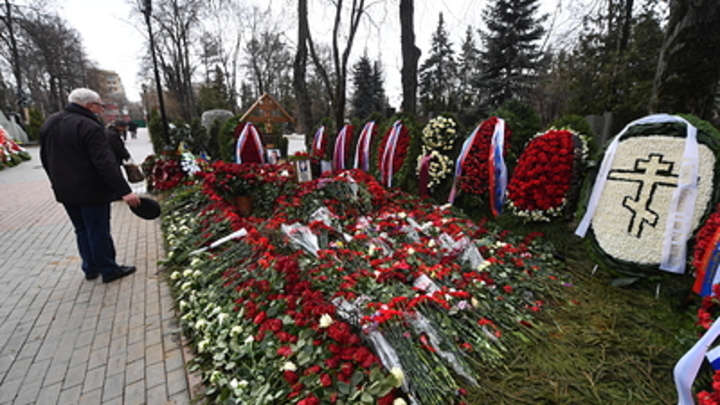 На Радоницу в Новосибирске ограничат движение транспорта