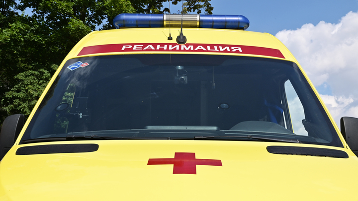 В Петербурге ребёнок мигрантки сутки терпел жуткую боль после падения. Он в тяжелом состоянии