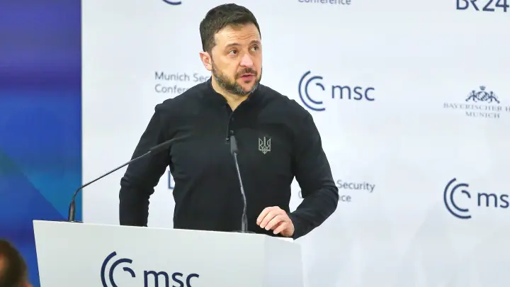 Зеленский подаёт тайный знак. Всё изменилось в 22:47. Печальнее уже не будет