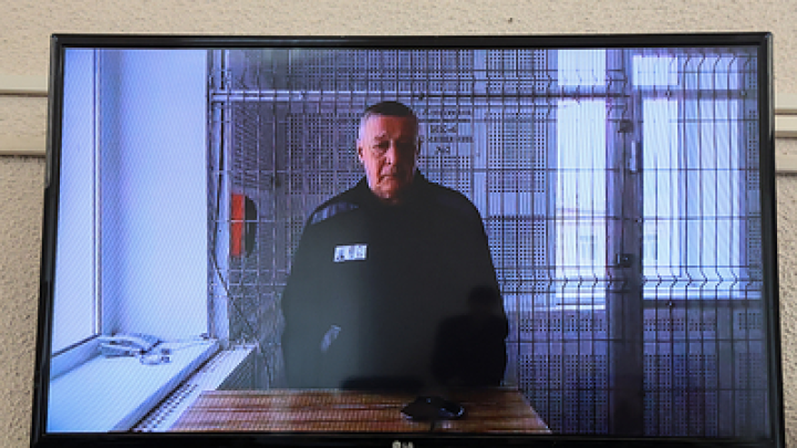 Не верил до последнего. Первая реакция Михаила Ефремова на решение по УДО попала на видео