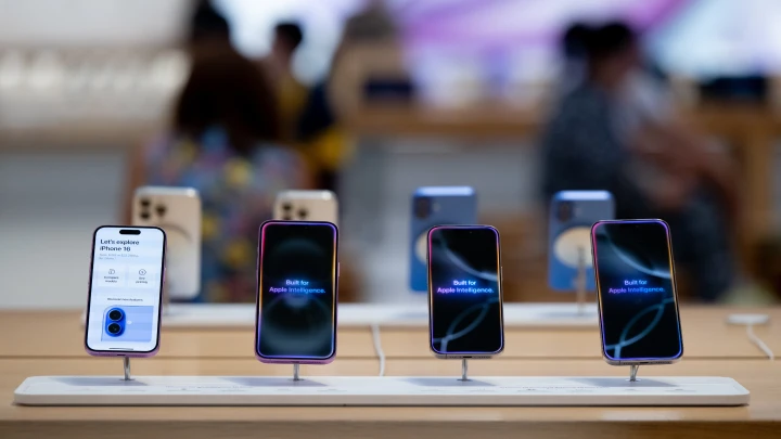 Утечка: в сети появились фото прототипа iPhone 17 Pro