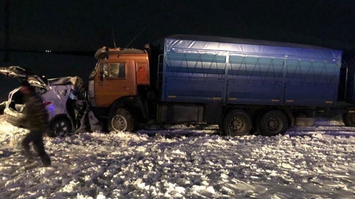 Дети выжили чудом: В Ростовской области в смертельном ДТП погибла семейная пара из Челябинска