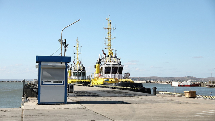 Почти 54 тыс. пассажиров воспользовались Керченской паромной переправой