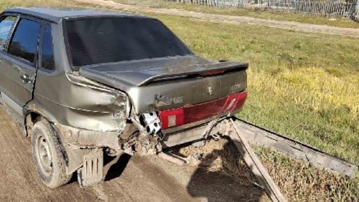 В Самарской области 18-летний бесправник на ВАЗе сбил мотоцикл