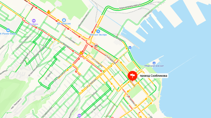 В центре Новороссийска встали троллейбусы из-за обрыва контактной сети