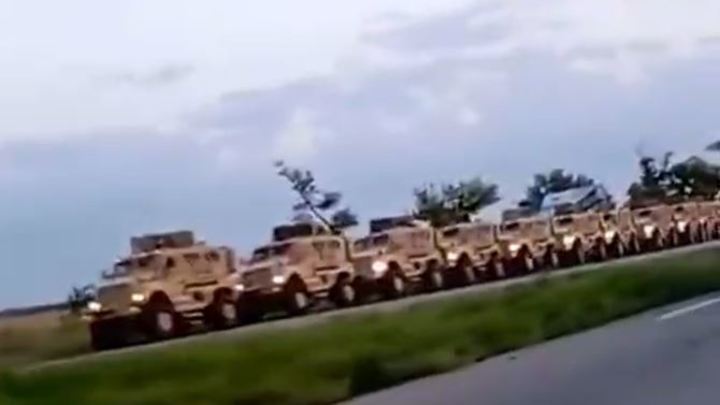 На территорию Западной Украины зашла 200-метровая колонна бронетранспортёров из США