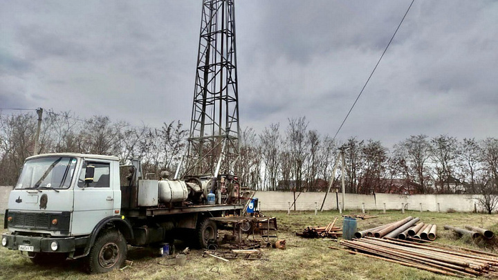 Артезианские скважины 60-летней давности отремонтируют в Кропоткине в этом году