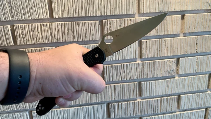 Цифровой кукловод и реальный нож: мошенники заставили подростка убить