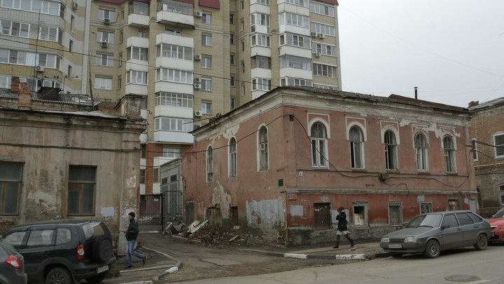Бастрыкин взял на контроль ситуацию с матерью-одиночкой из Ростова, которая живёт в аварийном доме