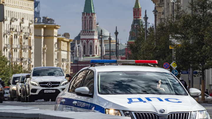 В Москве случилась голодная авария: Водитель разнёс итальянский ресторан