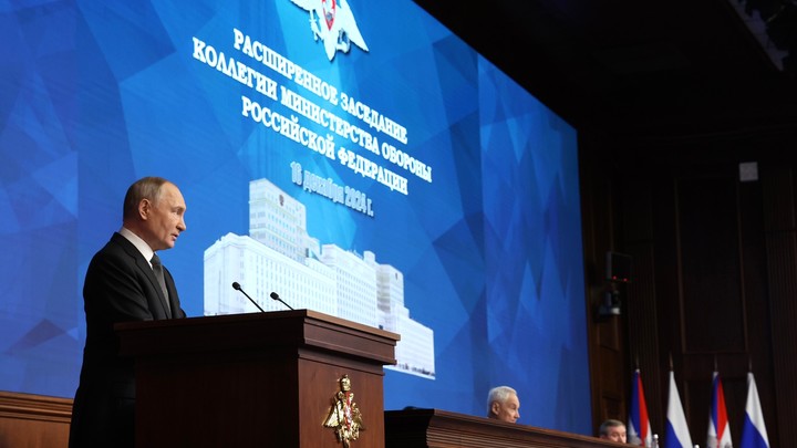 Денег наворовали и пляшут: На коллегии Минобороны запретных тем для Путина не было