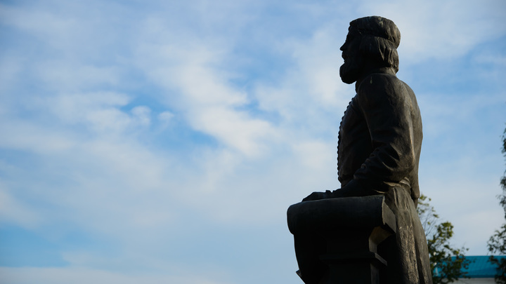 Сломать Ермака: Это просто плевок в сторону русской истории