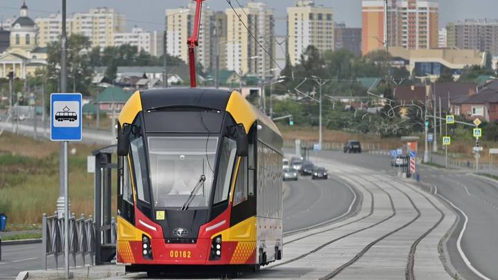 Власти Екатеринбурга назвали поставщика трамваев для линии в новый район