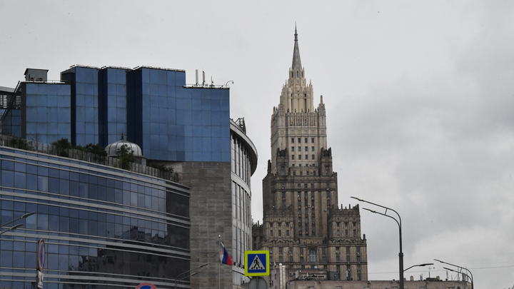 В отелях Москва-Сити из-за взрывов отменили бронь жителям Урала