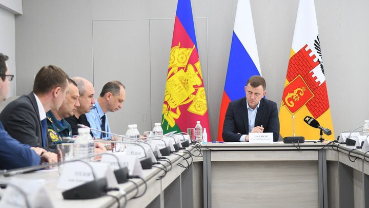 В Краснодаре ввели локальный режим ЧС после взрыва в пятиэтажке на Клинической