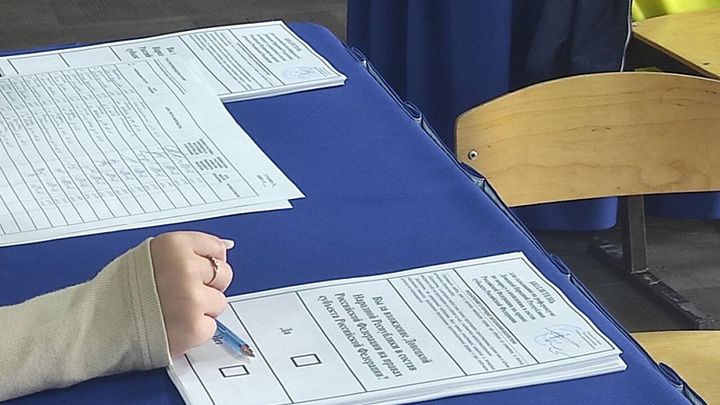 В Краснодарском крае продолжают работать участки для голосования на референдуме