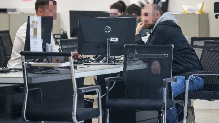 На Кубани женщина помогала землякам оформить кредиты: не безвозмездно