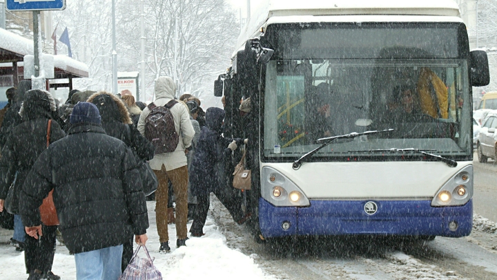 Из-за непогоды в Самаре меняют маршрут движения автобусов