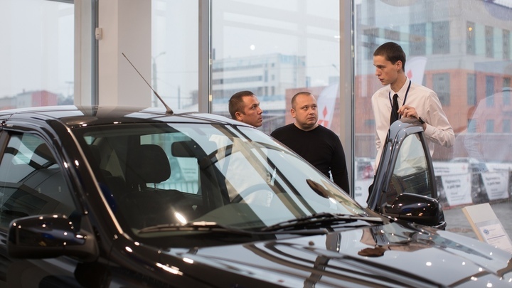 В Челябинске два автодилера открыли продажи автомобилей Москвич