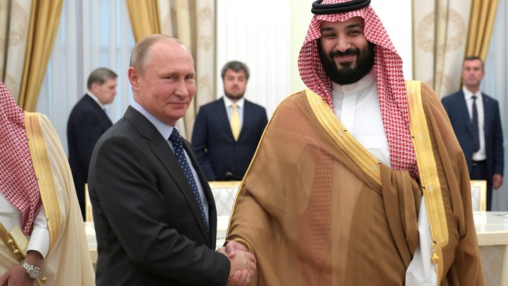 Российская вакцина, Сирия, нефть: Стало известно, о чём говорили Путин и саудовский принц