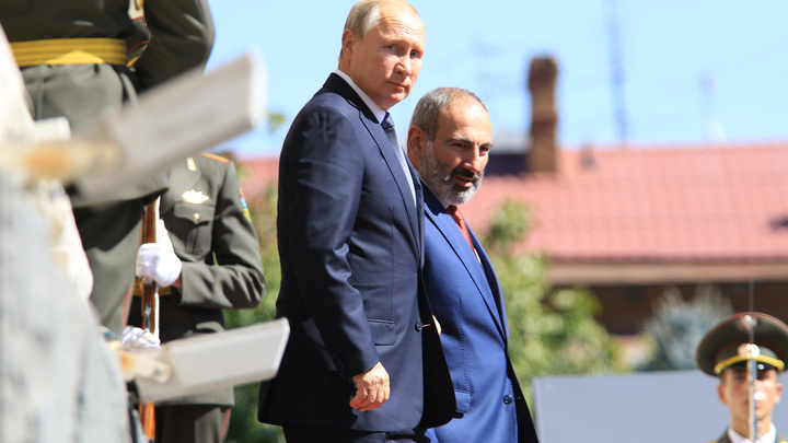 В Кремле намекнули на кулуарные переговоры Путина и Пашиняна. Спрос будет жёсткий