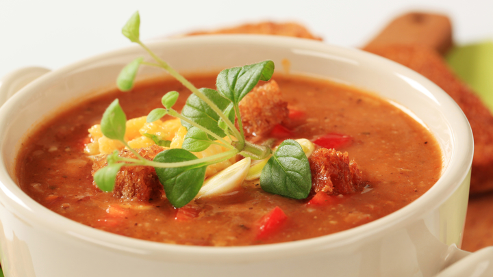 Положите в кастрюлю мясо и стакан: Раскрыт секрет идеального бульона