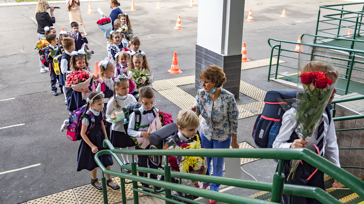 Осталась неделя: Собянин объявил о школьных каникулах