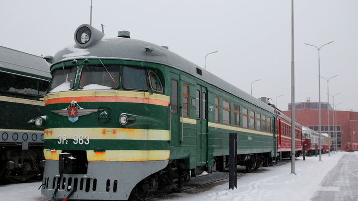 Житель Свердловской области чудом выжил, попав под поезд
