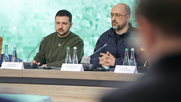 Глава Вагнера Пригожин обратился к Зеленскому с просьбой не сдавать Артёмовск