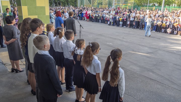 После скандала с учителями в школе Екатеринбурга слово взяло Минпросвещения России