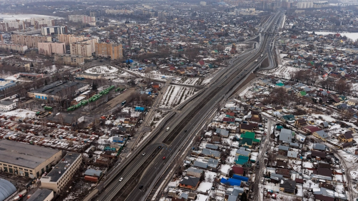 В Вологодской области легкомоторный самолёт приземлился прямо на трассу А-114