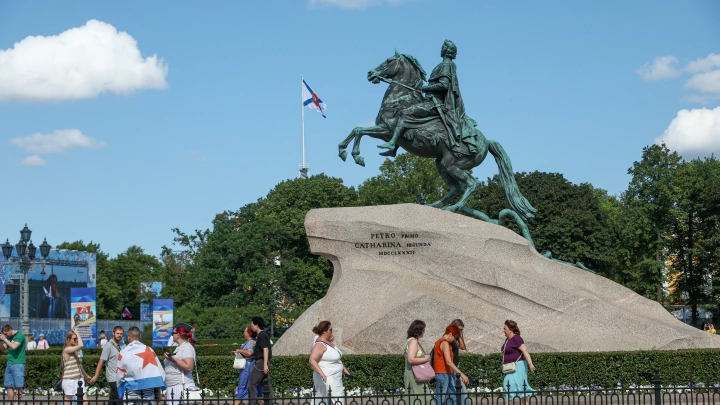 Почему Петра I не хоронили 6 лет: Разгадка удивит всех. Взглянете на фото - поймёте. Вот так чернокнижник