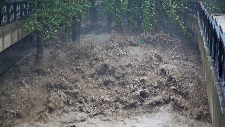 В Сочи из-за селя для туристов закрыли несколько природных объектов