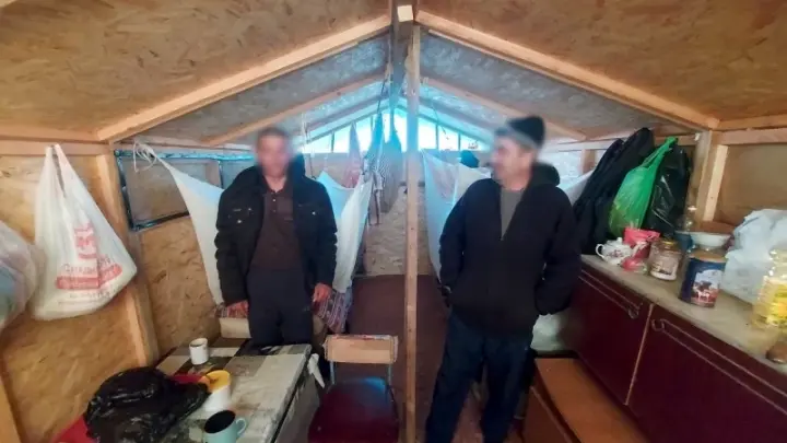 Астраханцу, поселившему мигрантов посреди степи, грозит тюрьма