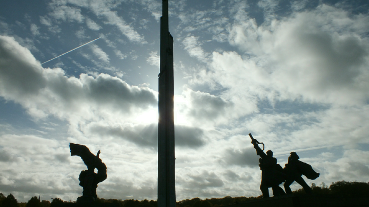 Две сотни одиночных могил: Зачем во Львове эксгумируют останки советских воинов