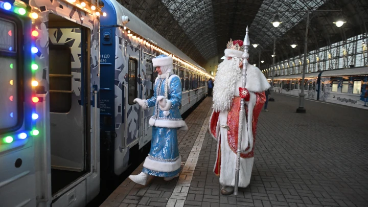 Новосибирск не включили в маршрут поезда Деда Мороза