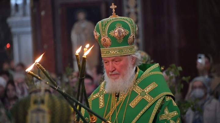 Каждую субботу ехал на электричке: Патриарх Кирилл рассказал, как молились во времена безбожников