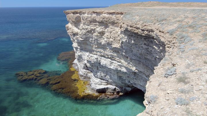 Обидел, всё забрал и надеется вернуться: Эксперт сравнил Киев с разведённым мужчиной