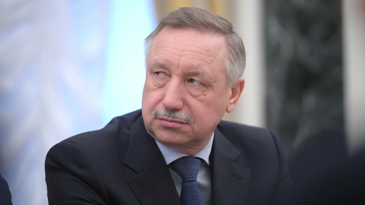 Тошно, но...: Губернатор Петербурга призвал людей не шататься-болтаться