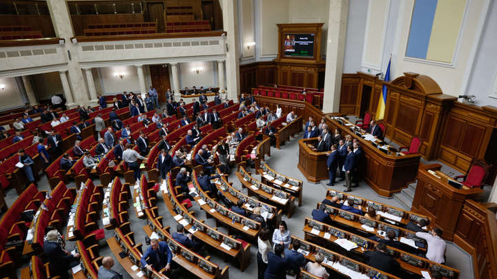 Украинскому депутату Добкину посоветовали найти $2 млн