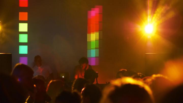 Трупы из Бучи устроили дискотеку. Блогер не сдержалась: Показуха она такая