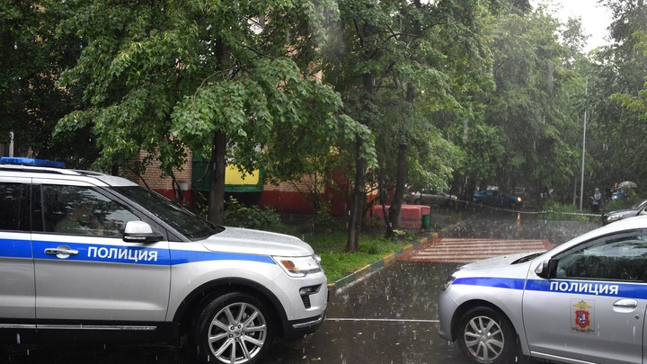 Убийство в доме депутата: Главный подозреваемый сбежал в лес, обернувшись в триколор - источник