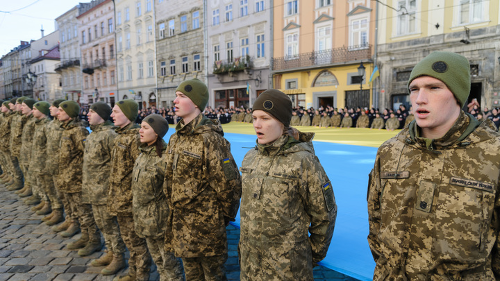 Оружие, наёмники, угрозы. Полковник Алёхин раскрыл планы помощи США киевскому режиму