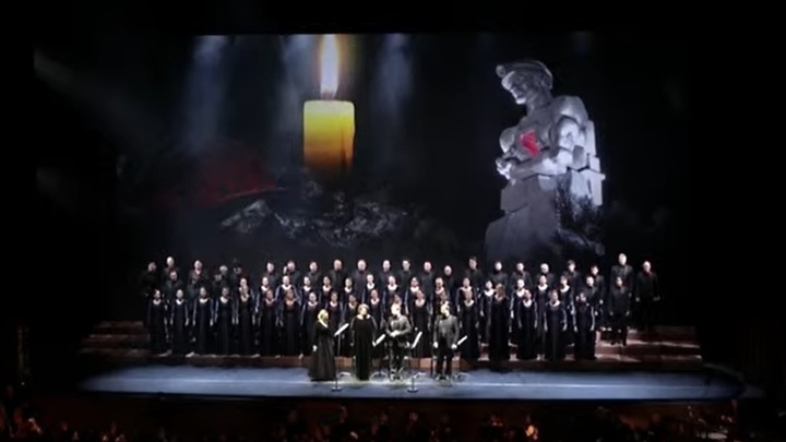 Зрители плакали: в НОВАТе исполнили Реквием Верди в память о погибших на шахте Листвяжная