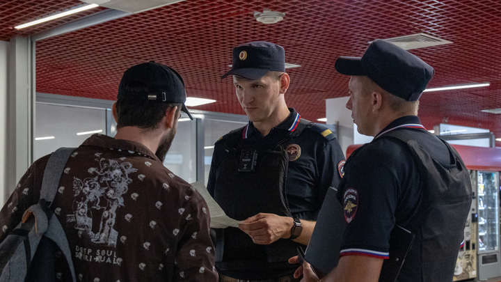 В подмосковной Балашихе прошла массовая проверка мигрантов